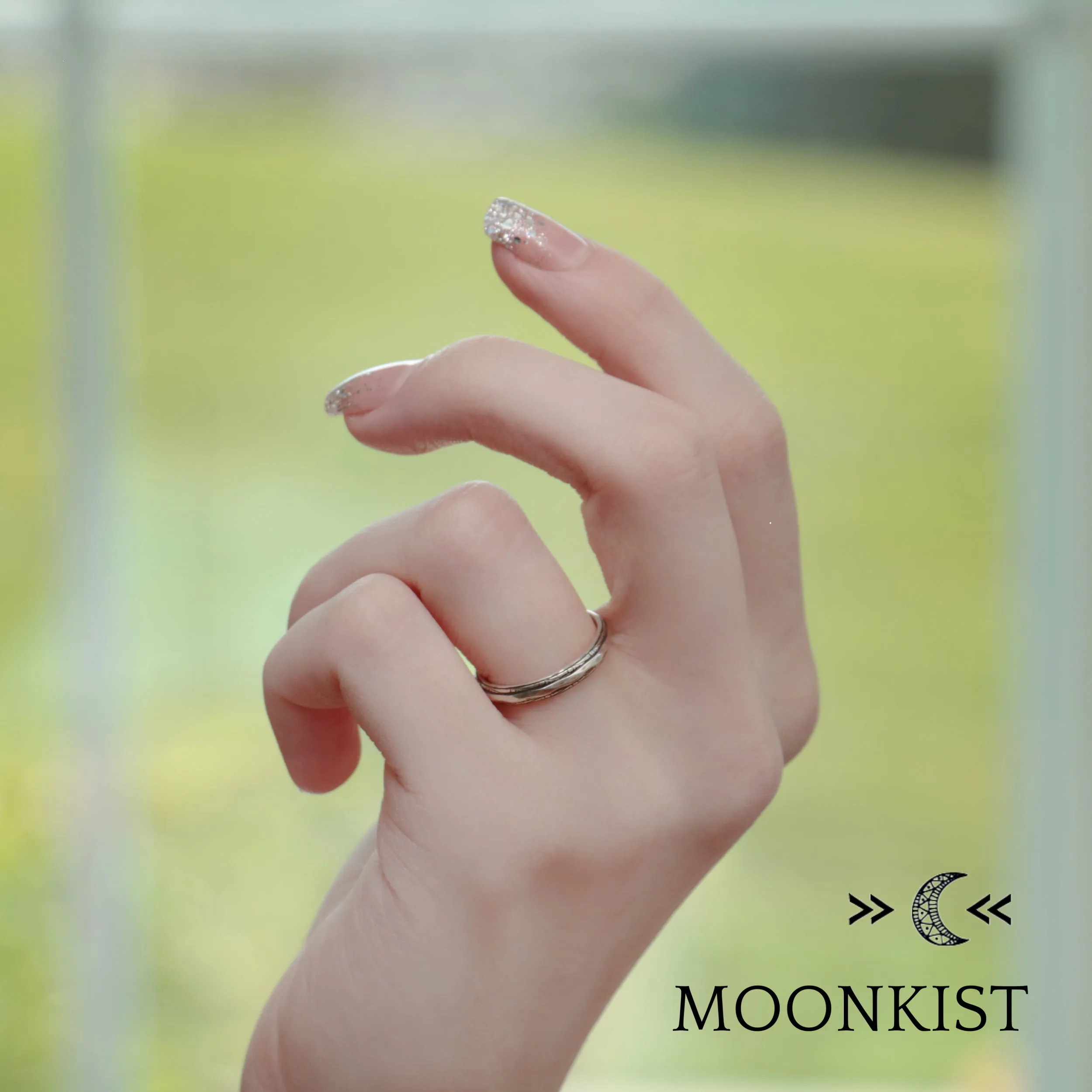 4mm Hand Engraved Comfort Fit Wedding Ring for Men or Women | Moonkist Designs