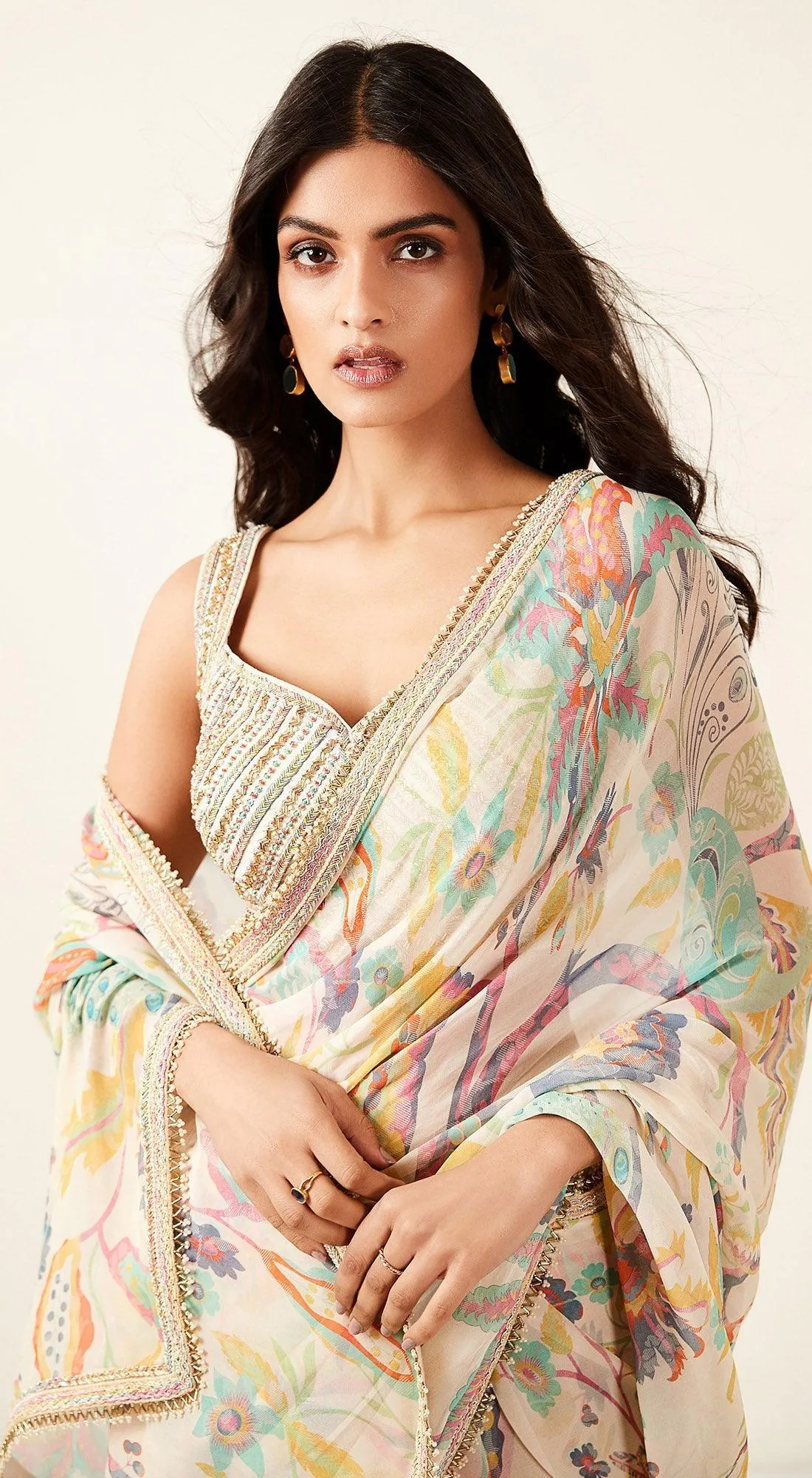 91A285 Multicolor Printed Saree With Sleeveless Blouse