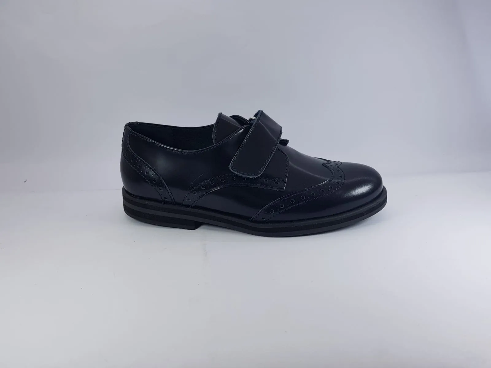 Beberlis Dylan Black Velcro Leather Design Dress Shoe