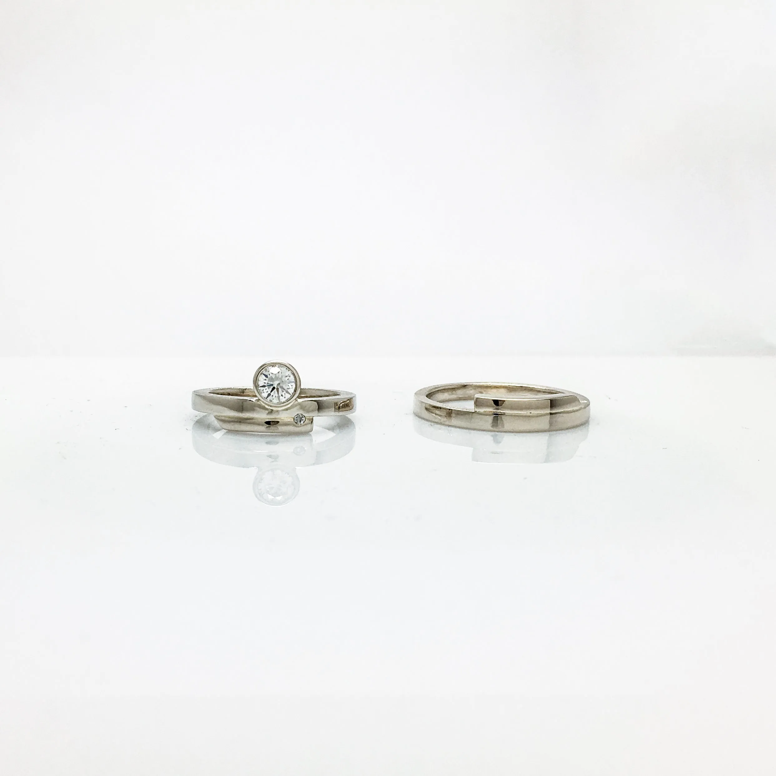 Custom made anniversary wedding rings CMW/04