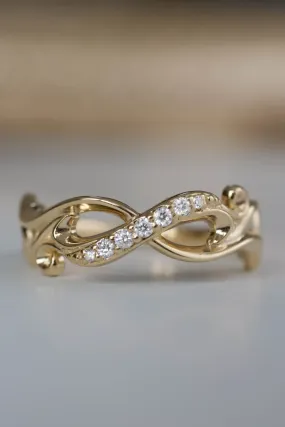 Infinity wedding band with diamonds | Gold wedding ring