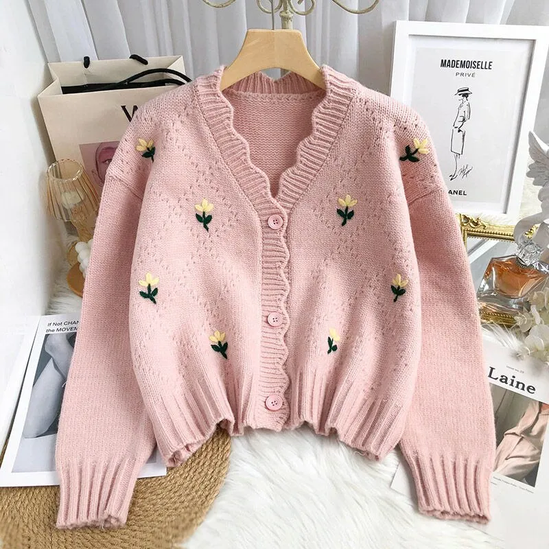 Knitted Cardigans With Flower Embroidery