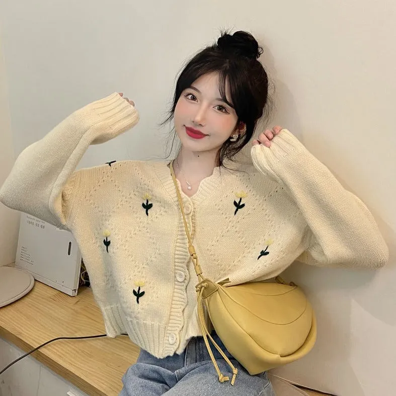 Knitted Cardigans With Flower Embroidery