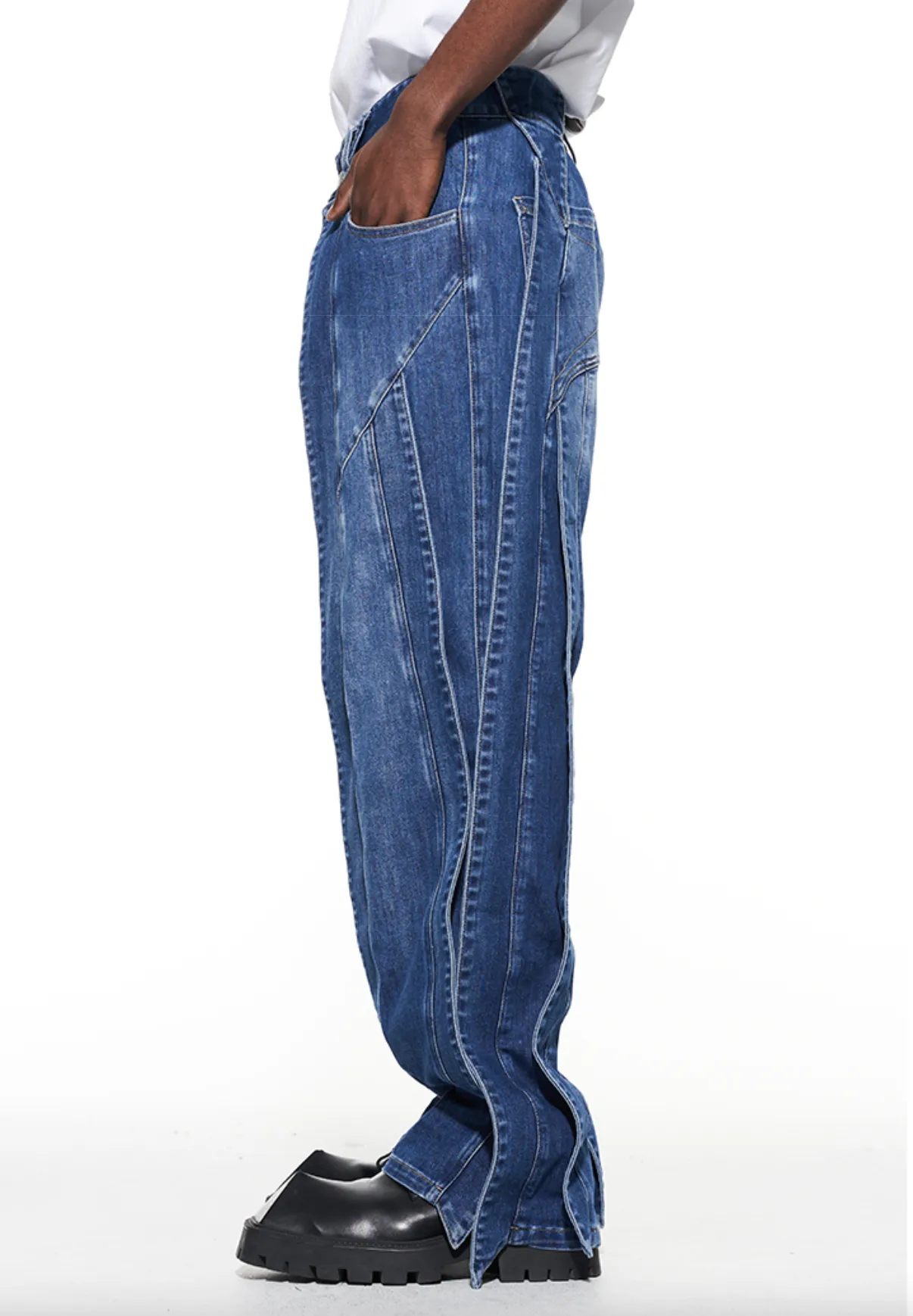 MULTI-LAYERED PANELS BAGGY DENIM JEANS - BLUE