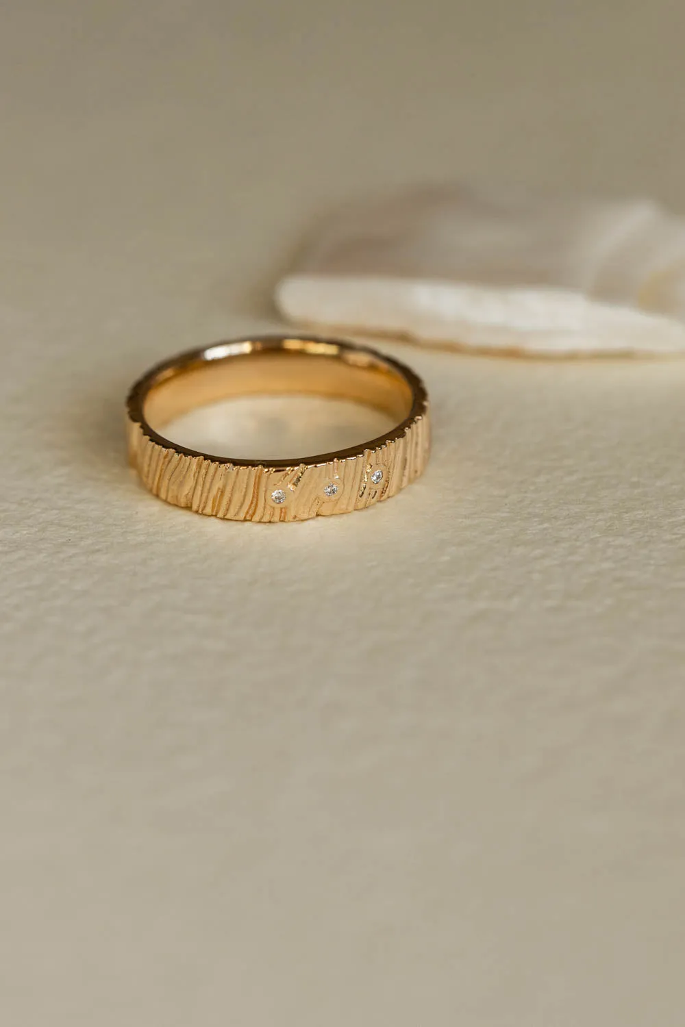 READY TO SHIP: Wood wedding band in 14K yellow gold, natural diamonds, RING SIZE 7 US