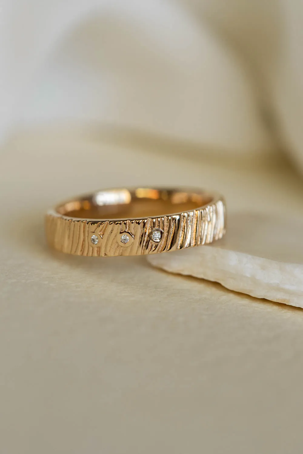 READY TO SHIP: Wood wedding band in 14K yellow gold, natural diamonds, RING SIZE 7 US