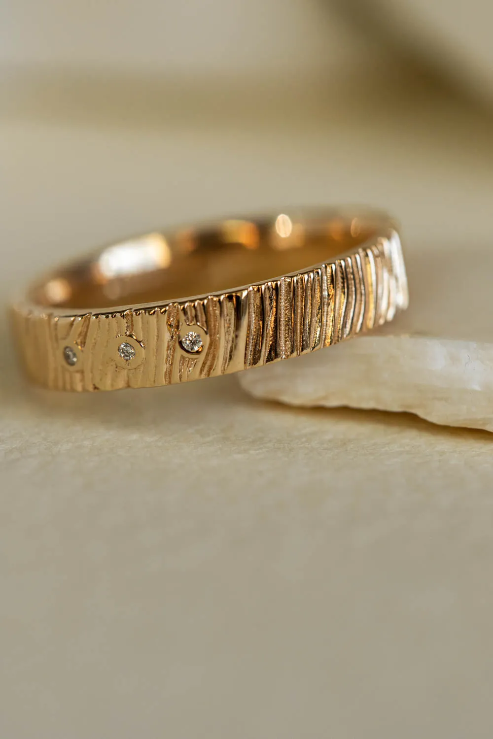 READY TO SHIP: Wood wedding band in 14K yellow gold, natural diamonds, RING SIZE 7 US